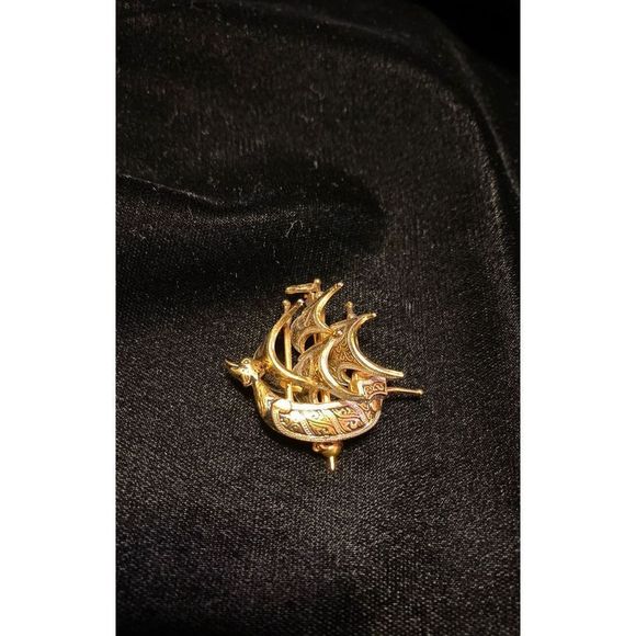 Ship brooch - Picture 1 of 3